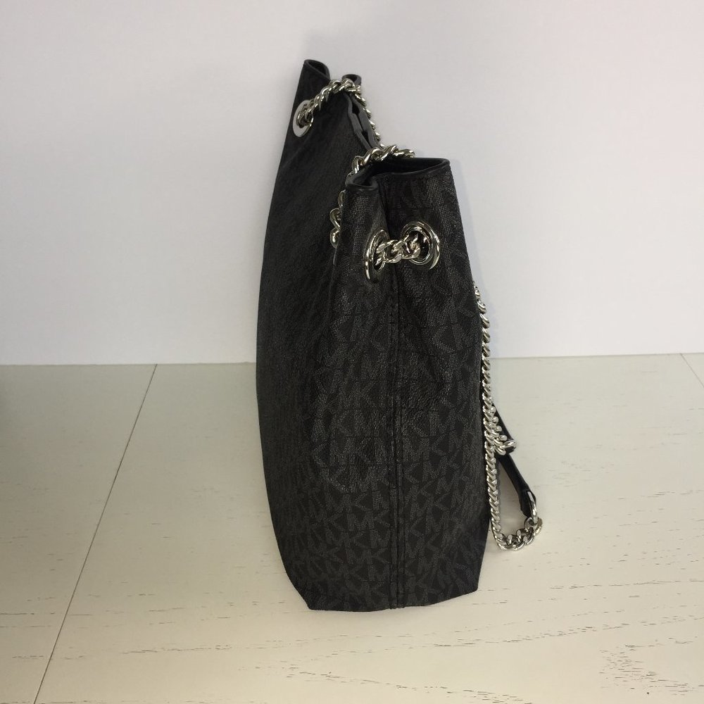 Micheal Kors Black Shoulder Bag with Chain Straps - Picture 7 of 13